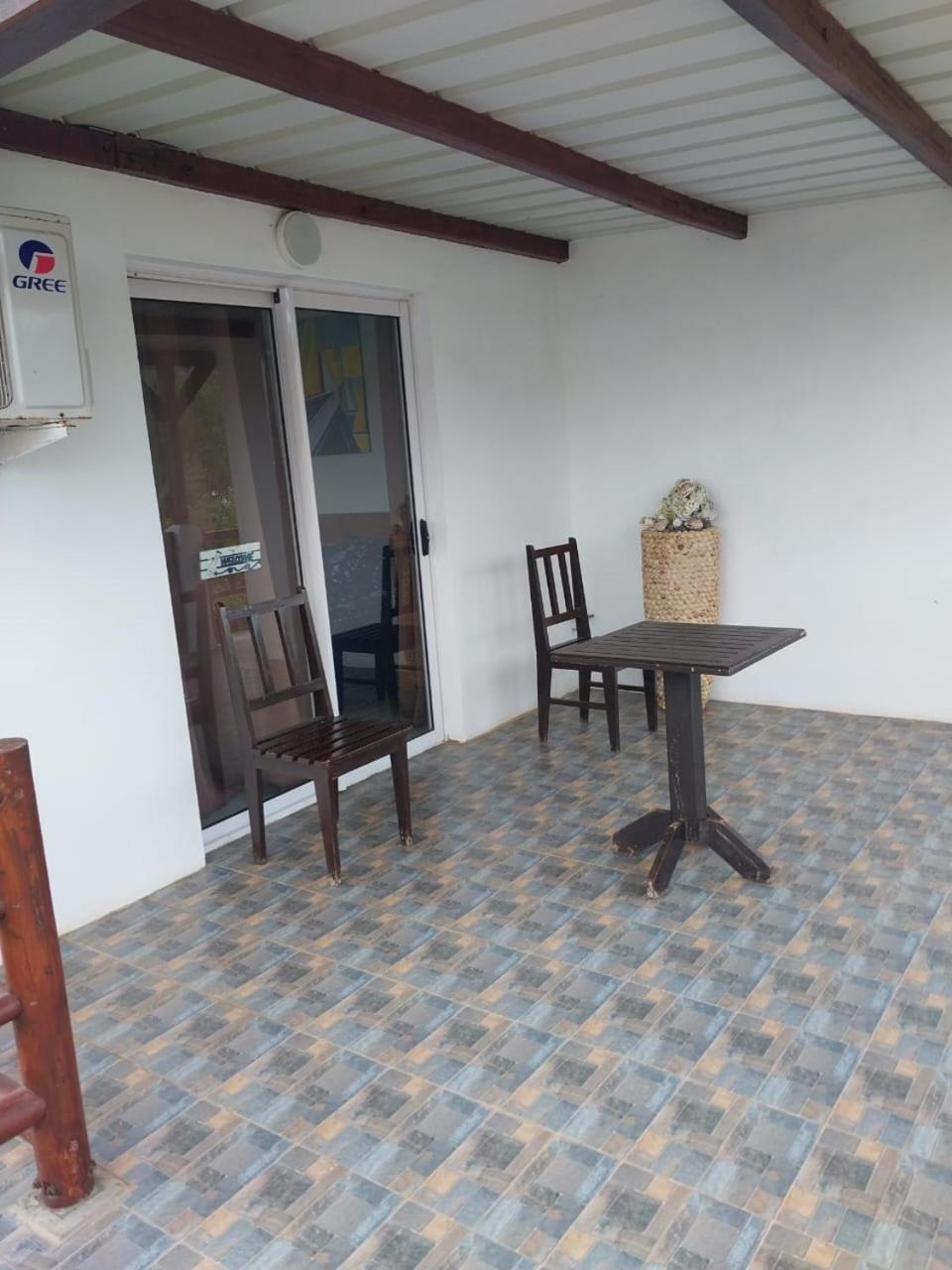 Poisson D'Or Guest House พอร์ตมาตูริน ภายนอก รูปภาพ