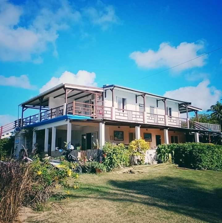 Poisson D'Or Guest House พอร์ตมาตูริน ภายนอก รูปภาพ